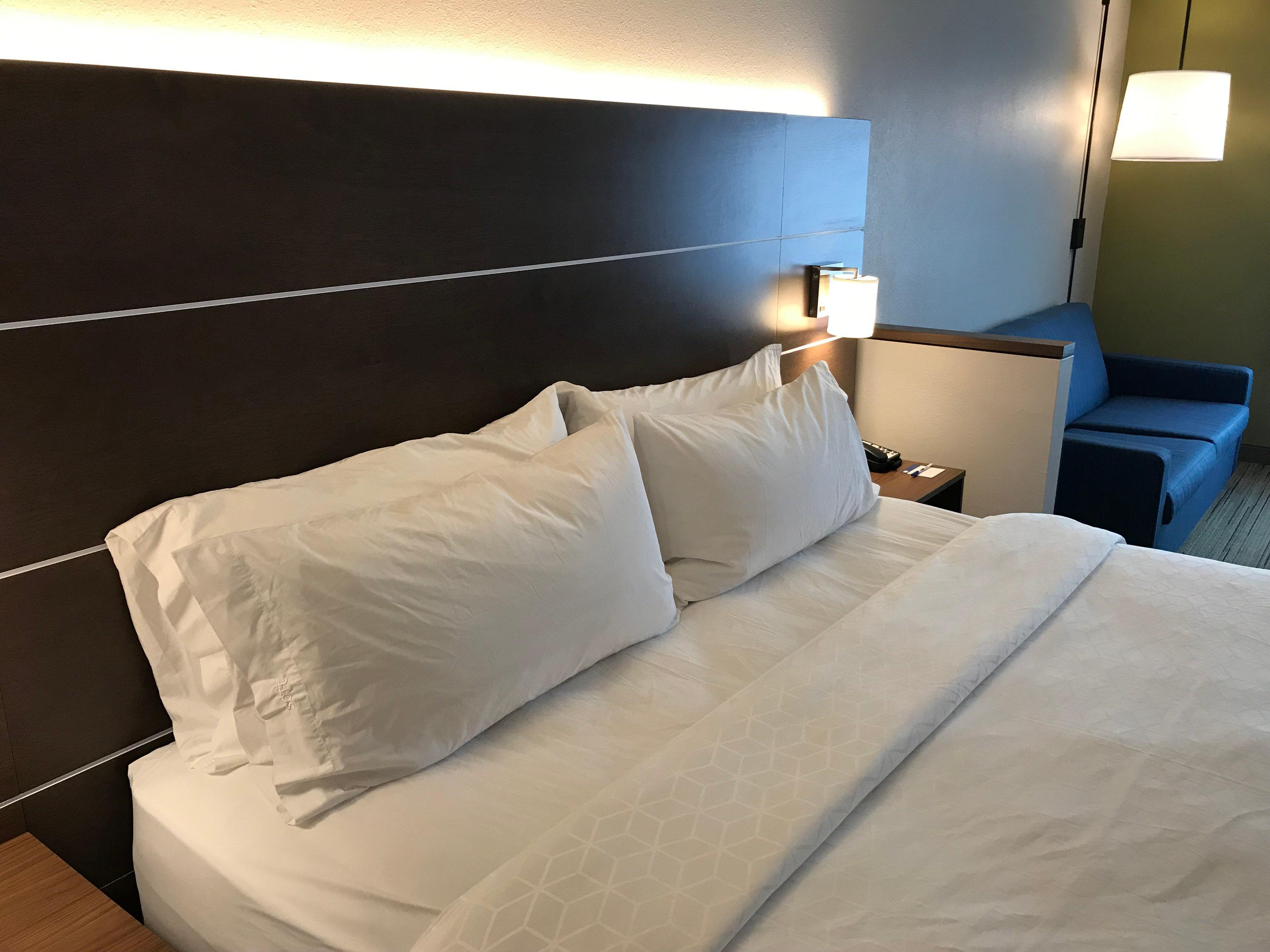 Holiday Inn Express & Suites - Hannibal - Medical Center Bagian luar foto